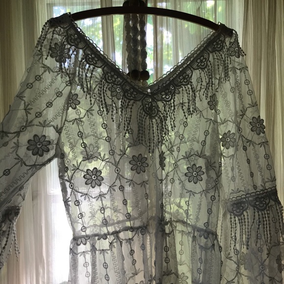 Boho Bell Sleeve Lace Top - Picture 2 of 7